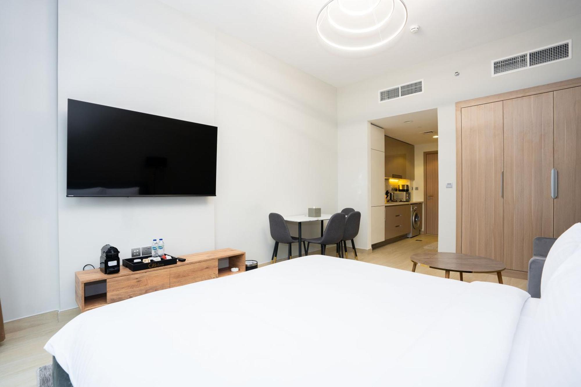 Citihome - Classy In Azizi Riviera 17 Apartment Dubai
