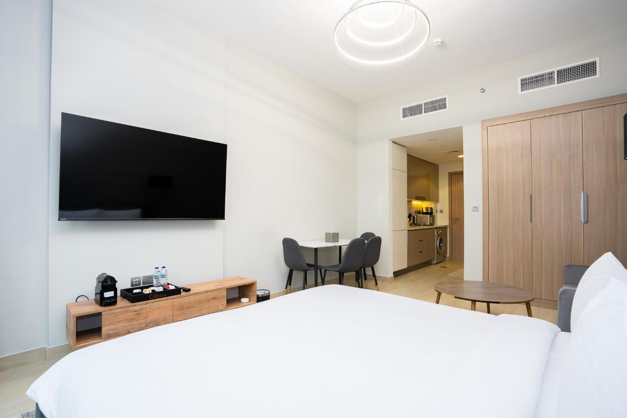 Citihome - Classy In Azizi Riviera 17 Dubai