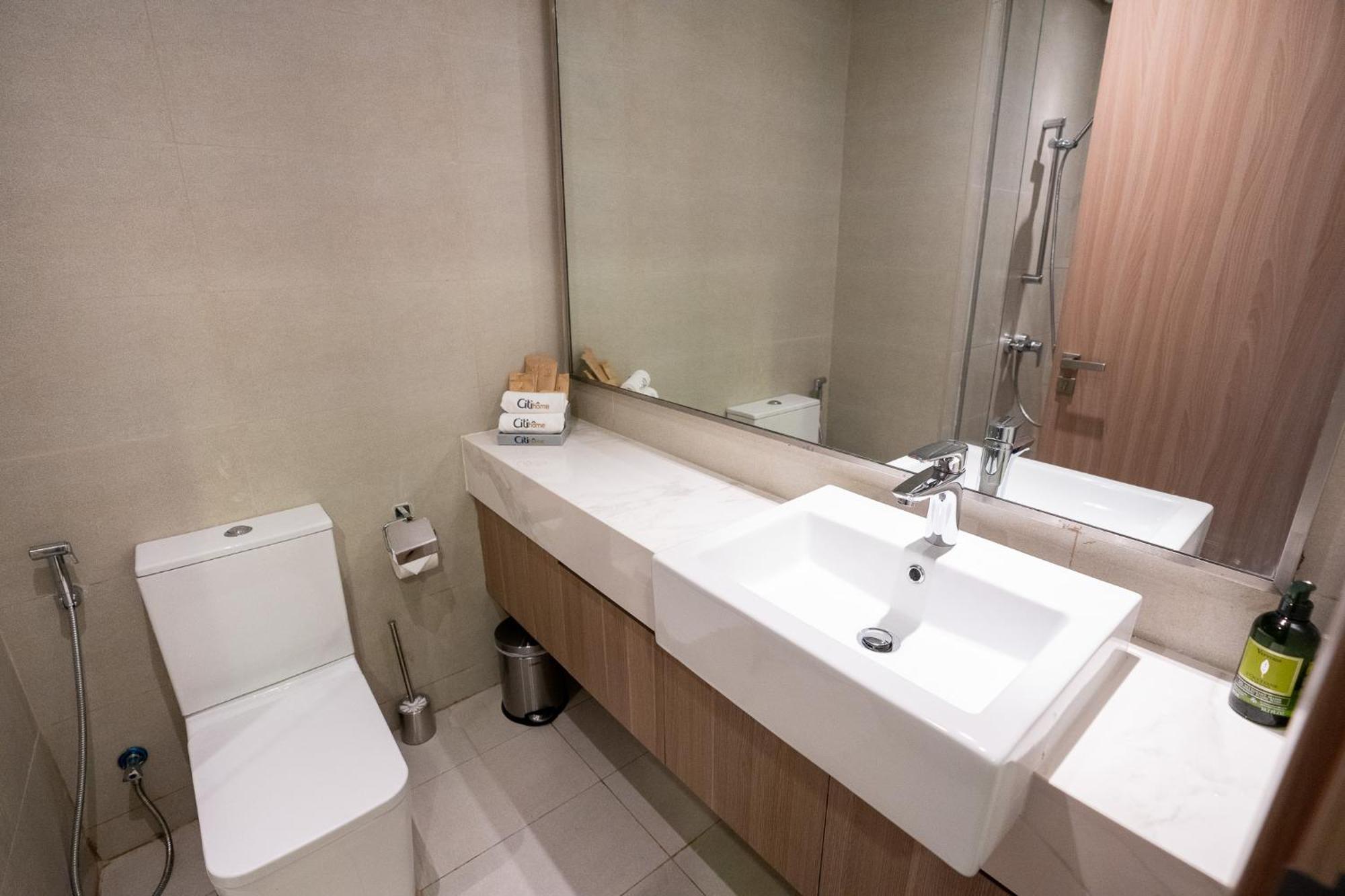 Apartment Citihome - Classy In Azizi Riviera 17